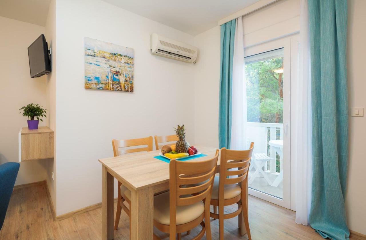 Villa Charlotte Omiš Exterior foto